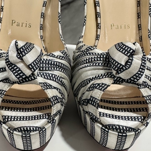 🌺CHRISTIAN LOUBOUTIN 🌺 Greissimo Peep Toe Striped Pumps Size: 37.5 - Picture 10 of 15